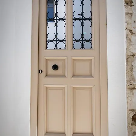 Prázdninový dům 4twaves Pyrgos House -near The Square Platanos *