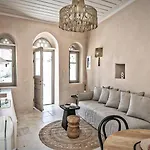 Vakantiehuis 4twaves Pyrgos House -near The Square Platanos Pánormos