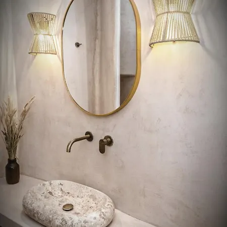 4twaves Pyrgos House -near The Square Platanos Casa de Férias Pánormos