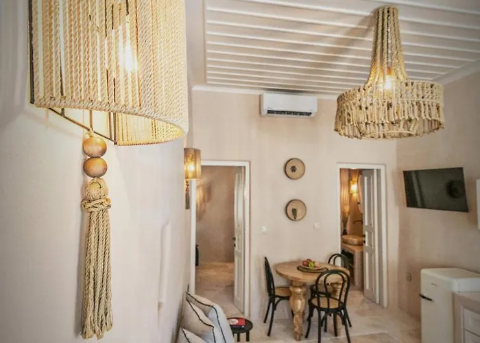 4twaves Pyrgos House -near The Square Platanos Pánormos