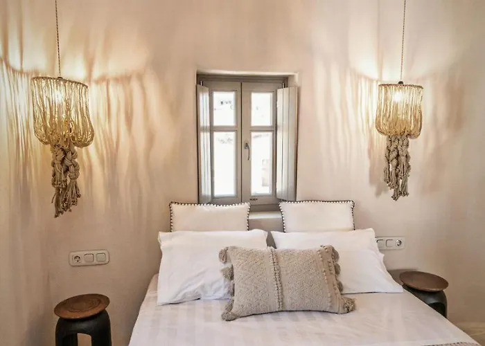 4twaves Pyrgos House -near The Square Platanos Pánormos